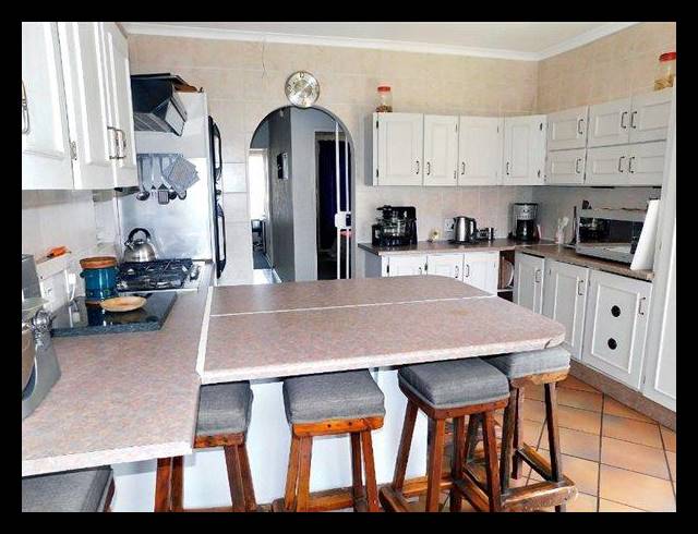 3 BEDROOM HOUSE FOR SALE IN GLEN MARAIS